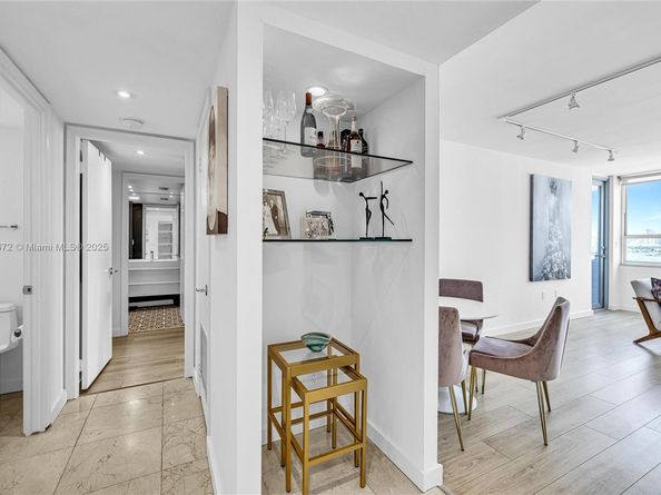 11 Island Ave 1103, Miami Beach FL 33139