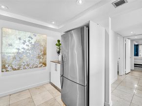11 Island Ave 1103, Miami Beach FL 33139