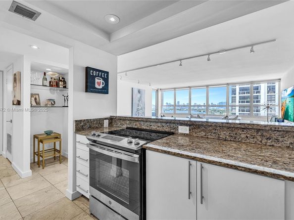 11 Island Ave 1103, Miami Beach FL 33139