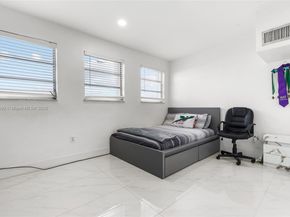 3331 SW 88th Ct, Miami FL 33165