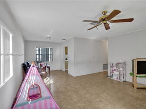 5706 Lincoln St, Hollywood FL 33021