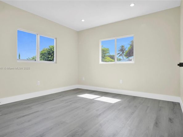 1488 NW 101st St, Miami FL 33147