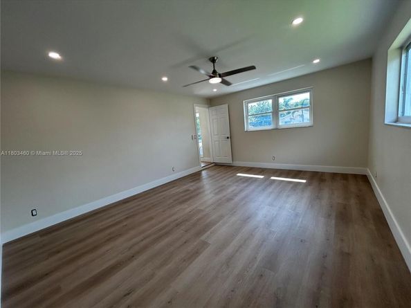 2021 N 53rd Ave, Hollywood FL 33021