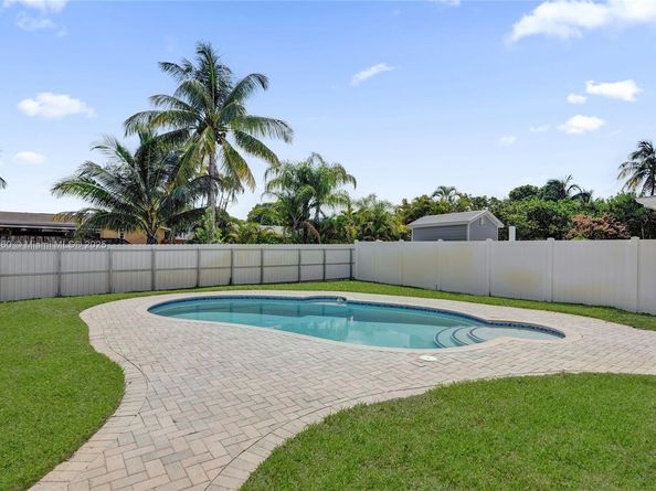 2021 N 53rd Ave, Hollywood FL 33021