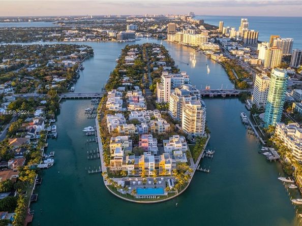 6101 Aqua Ave 303, Miami Beach FL 33141