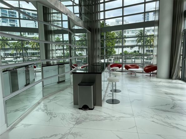 6101 Aqua Ave 303, Miami Beach FL 33141