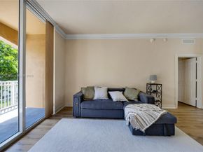 3001 NE 185th St 219, Aventura FL 33180