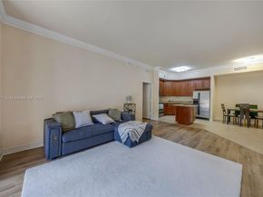 3001 NE 185th St 219, Aventura FL 33180