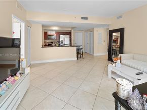7275 SW 90th St C208, Miami FL 33156