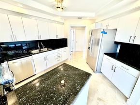 2000 Island Blvd 1801, Aventura FL 33160