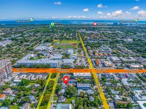 1812 Coolidge St, Hollywood FL 33020