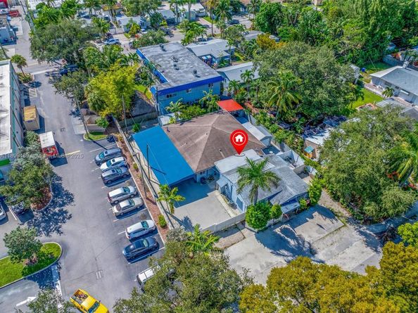 1812 Coolidge St, Hollywood FL 33020