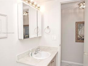 2201 S Ocean Dr 1606, Hollywood FL 33019
