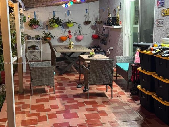 14262 SW 160th Ter, Miami FL 33177