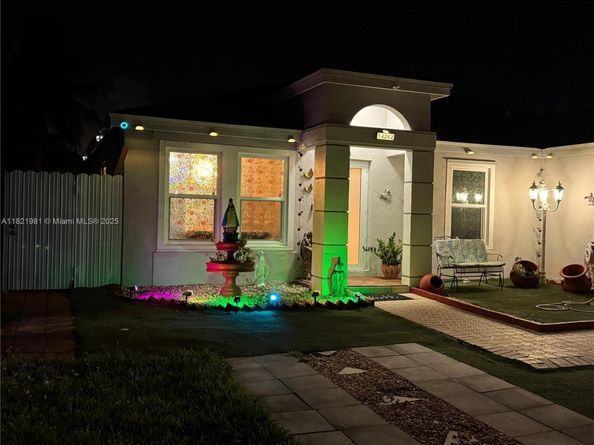 14262 SW 160th Ter, Miami FL 33177