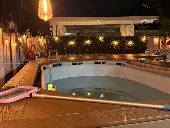 14262 SW 160th Ter, Miami FL 33177