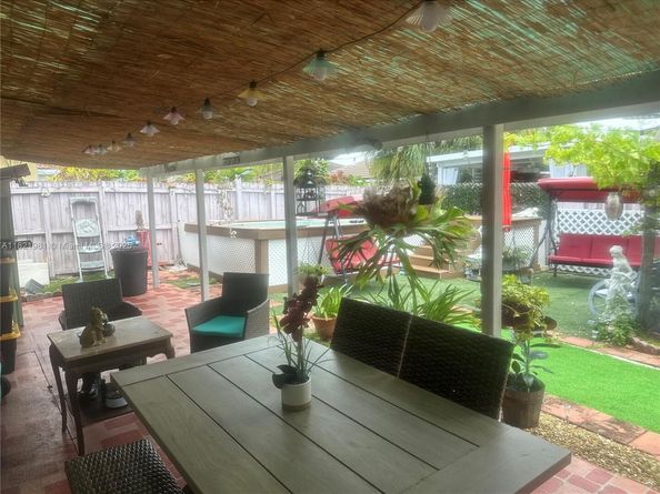 14262 SW 160th Ter, Miami FL 33177