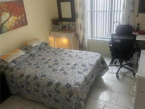 14262 SW 160th Ter, Miami FL 33177