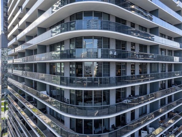 801 S Miami Ave 2509, Miami FL 33130