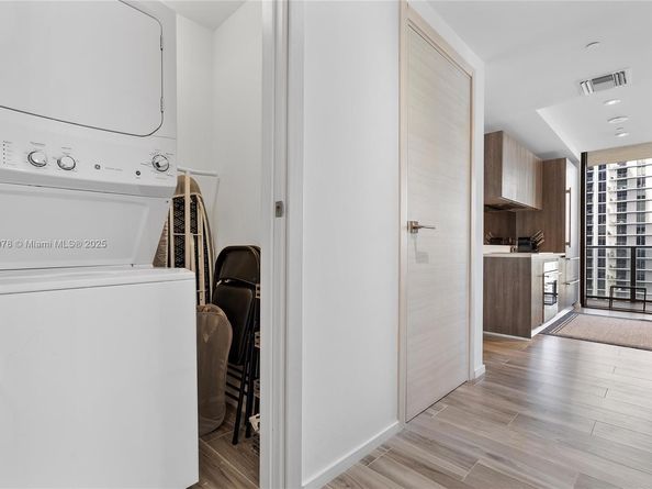 801 S Miami Ave 2509, Miami FL 33130