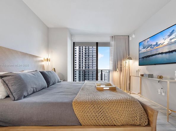 801 S Miami Ave 2509, Miami FL 33130