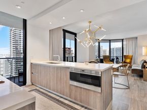 801 S Miami Ave 2509, Miami FL 33130