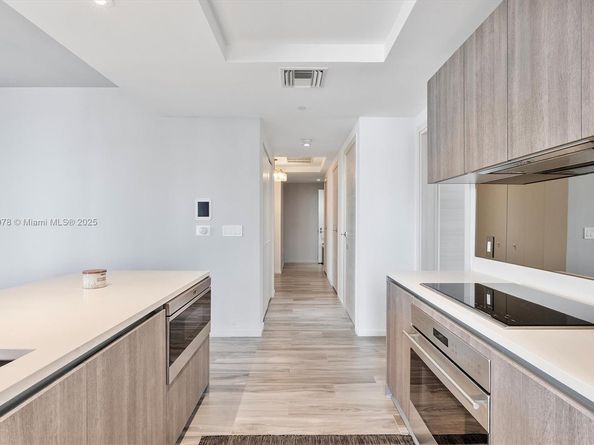 801 S Miami Ave 2509, Miami FL 33130