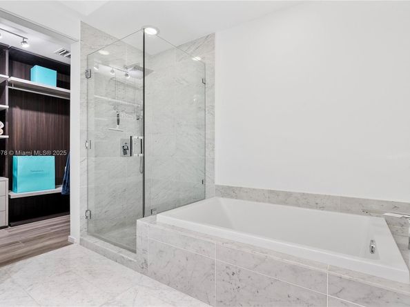 801 S Miami Ave 2509, Miami FL 33130