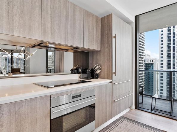 801 S Miami Ave 2509, Miami FL 33130