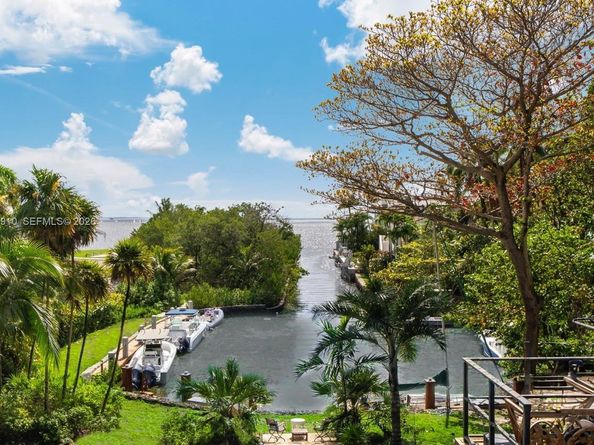 3373 Poinciana Ave, Miami FL 33133