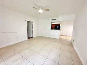 215 SW 117th Ter 14104, Pembroke Pines FL 33025