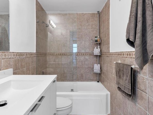 20 Island Ave 605, Miami Beach FL 33139