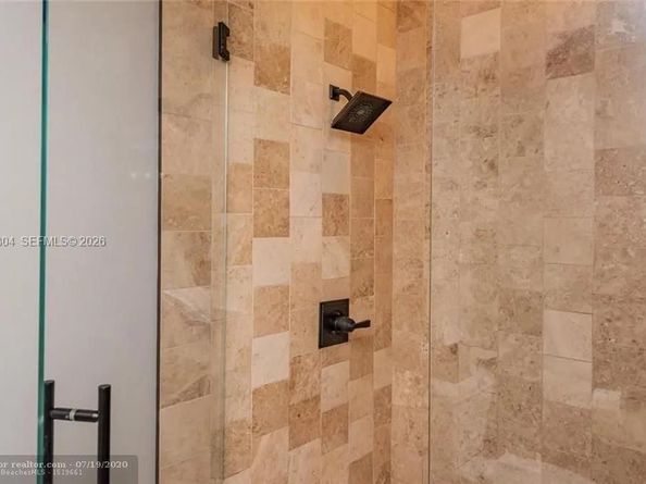 5754 NW 127th Ter, Coral Springs FL 33076