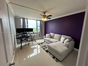 4400 Hillcrest Dr 916B, Hollywood FL 33021