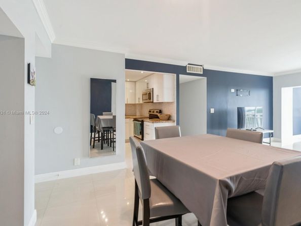 4400 Hillcrest Dr 916B, Hollywood FL 33021