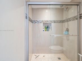 4400 Hillcrest Dr 916B, Hollywood FL 33021