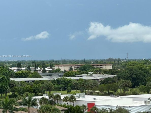 4400 Hillcrest Dr 916B, Hollywood FL 33021