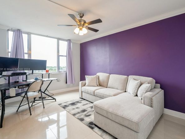 4400 Hillcrest Dr 916B, Hollywood FL 33021