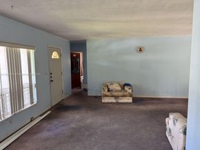 130 NW 48th St, Miami FL 33127