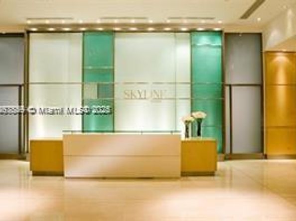 Undisclosed Address #A11863859, Miami FL 33129