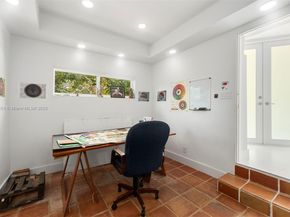 1410 Cleveland Rd, Miami Beach FL 33141