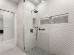 1410 Cleveland Rd, Miami Beach FL 33141
