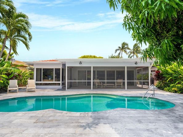 1410 Cleveland Rd, Miami Beach FL 33141