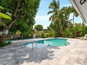 1410 Cleveland Rd, Miami Beach FL 33141