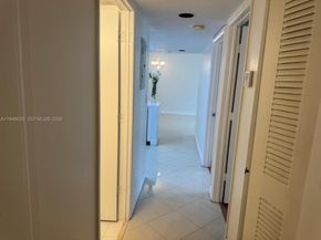 104 SW 9th St 1403, Miami FL 33130