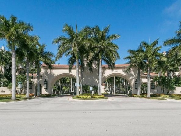 2910 NW 124th Way 2910, Sunrise FL 33323