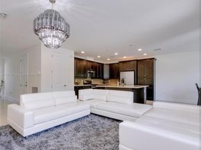 2910 NW 124th Way 2910, Sunrise FL 33323