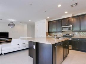 2910 NW 124th Way 2910, Sunrise FL 33323