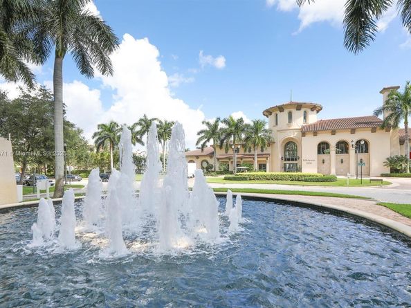 2910 NW 124th Way 2910, Sunrise FL 33323