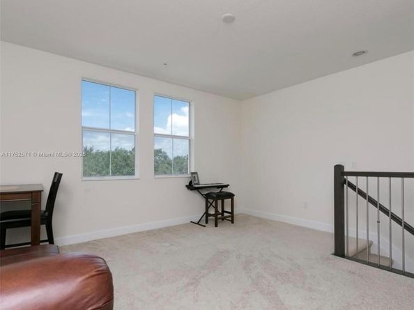 2910 NW 124th Way 2910, Sunrise FL 33323